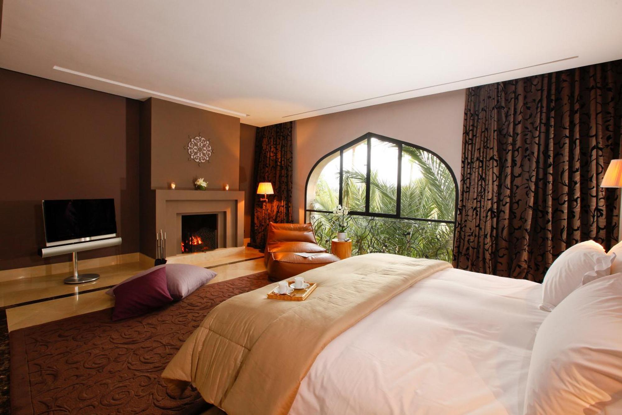 ปาแล นมัสการ Hotel Ouled Jelal ภายนอก รูปภาพ
