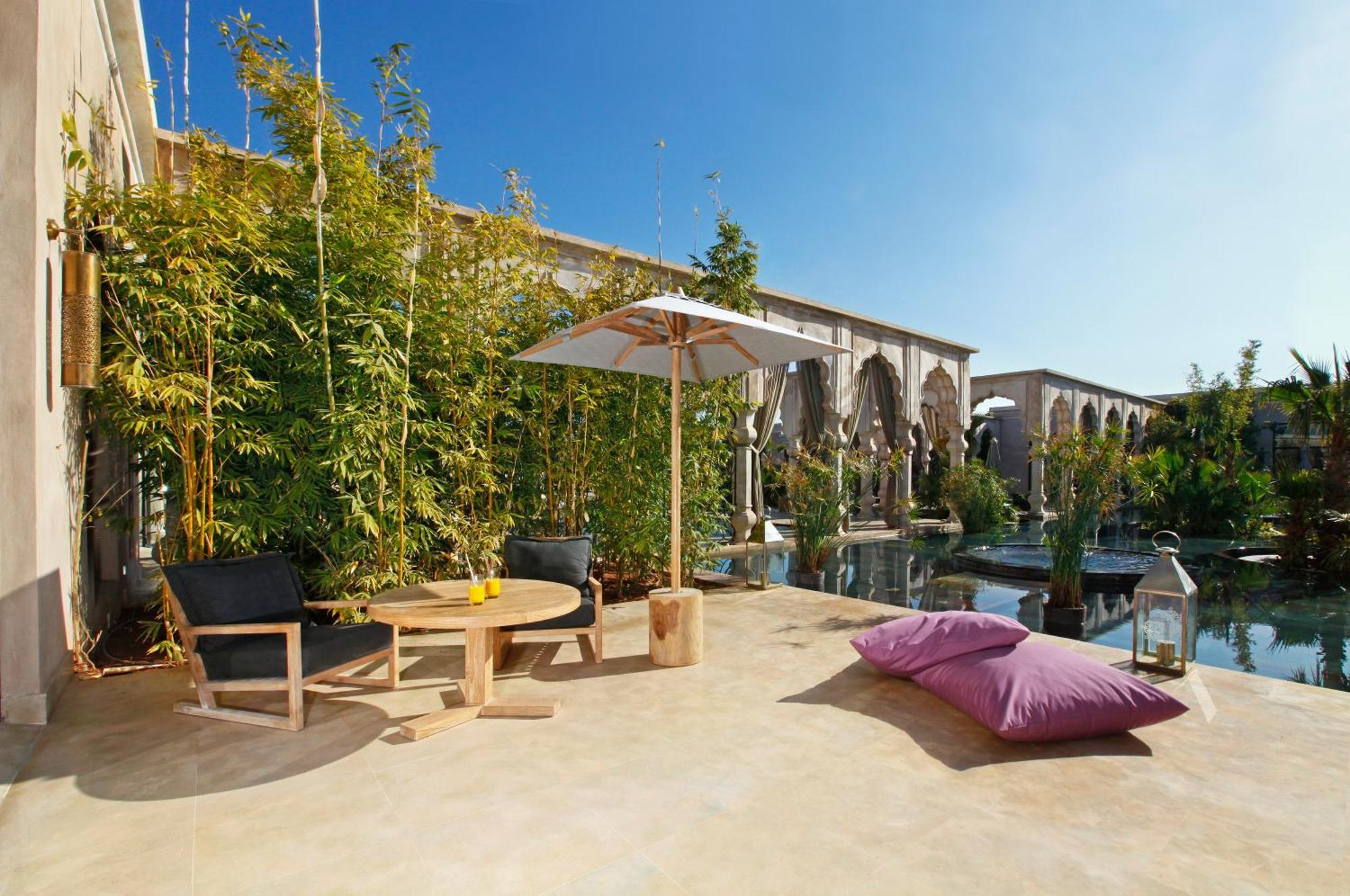 ปาแล นมัสการ Hotel Ouled Jelal ภายนอก รูปภาพ