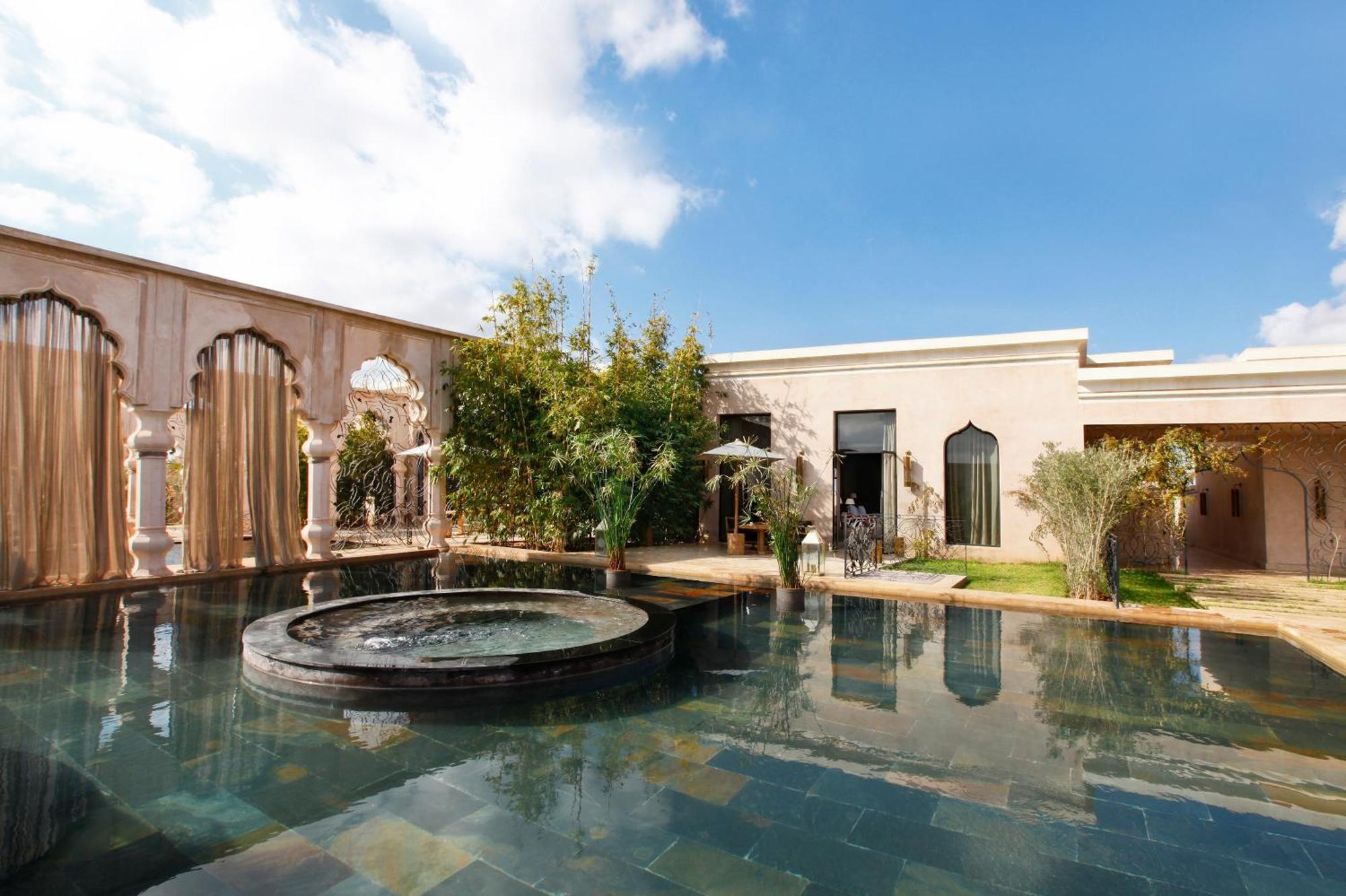 ปาแล นมัสการ Hotel Ouled Jelal ภายนอก รูปภาพ