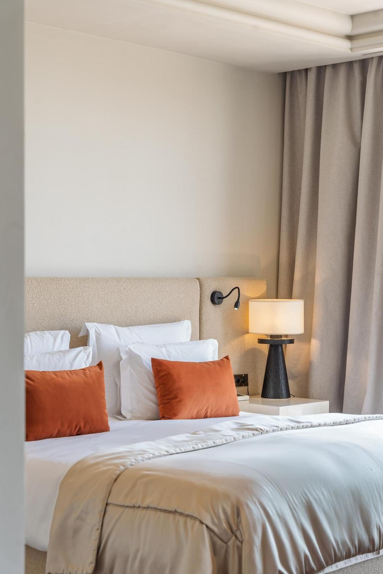 ปาแล นมัสการ Hotel Ouled Jelal ภายนอก รูปภาพ