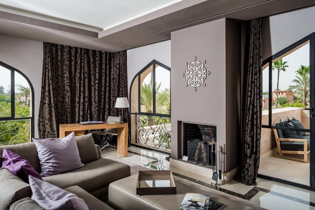 ปาแล นมัสการ Hotel Ouled Jelal ภายนอก รูปภาพ