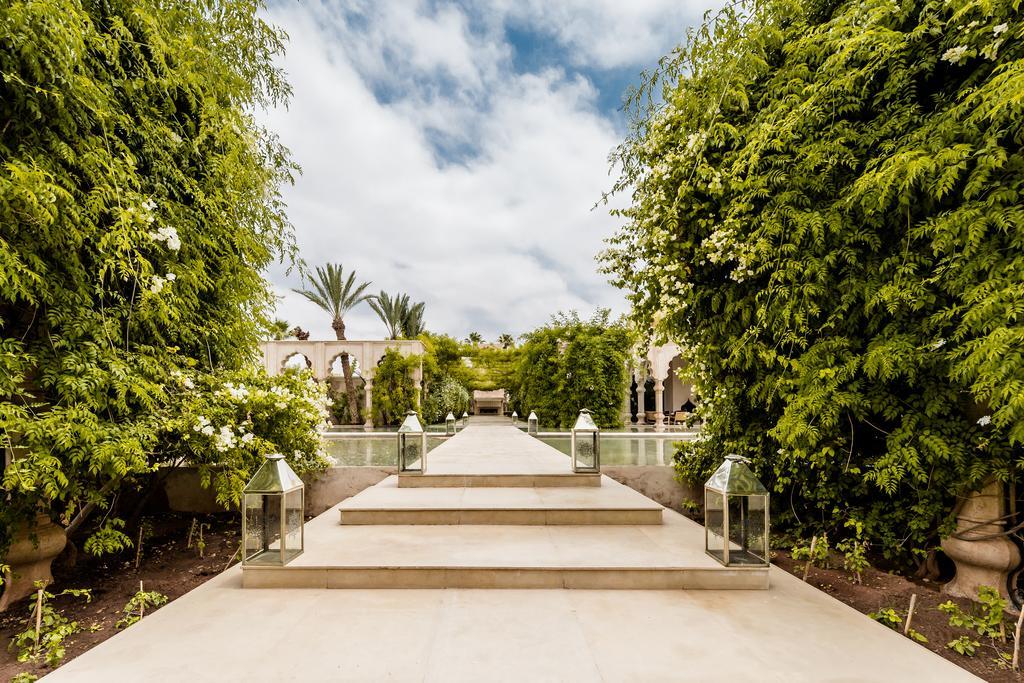 ปาแล นมัสการ Hotel Ouled Jelal ภายนอก รูปภาพ